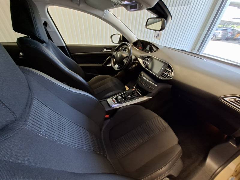 Peugeot 308 - Photo 12