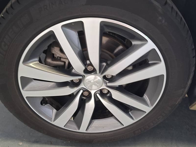 Peugeot 308 - Photo 13
