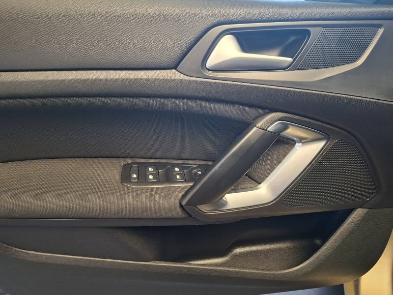 Peugeot 308 - Photo 16