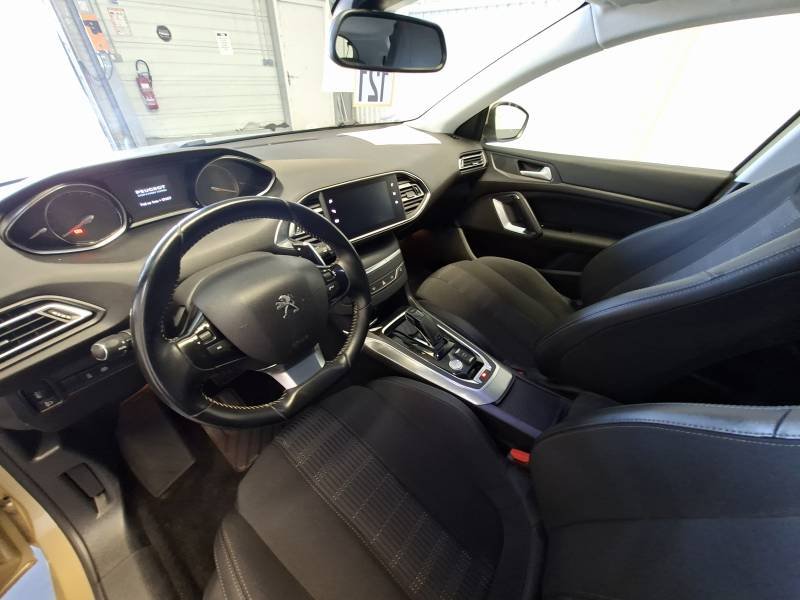 Peugeot 308 - Photo 10