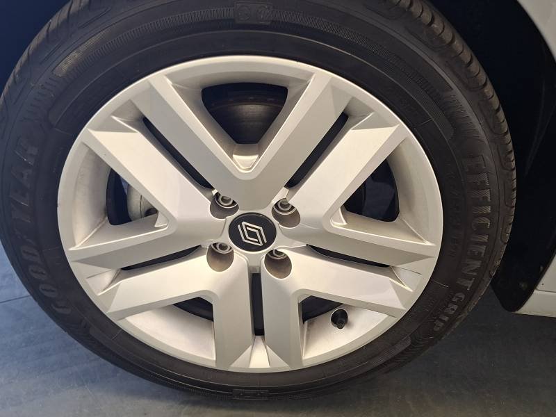 Renault Clio - Photo 15
