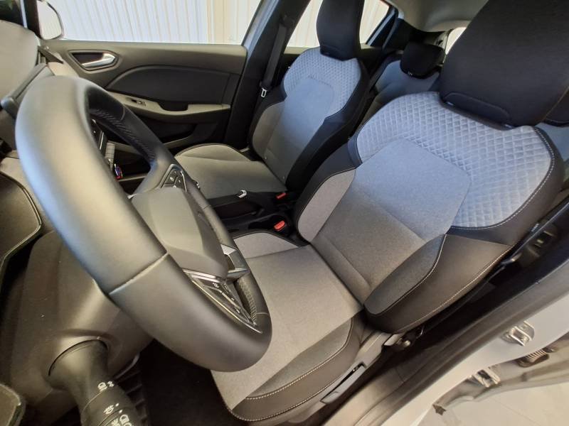 Renault Clio - Photo 18