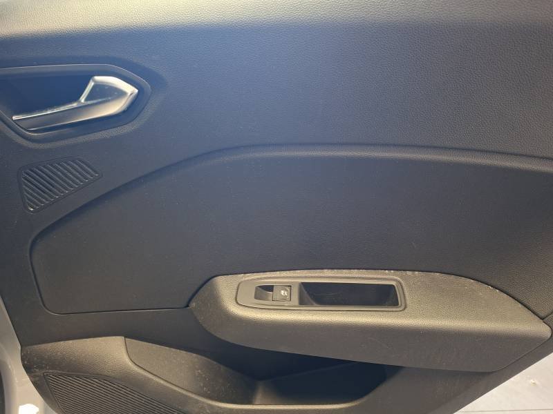 Renault Clio - Photo 26