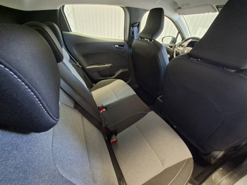 Renault Clio - Photo 28