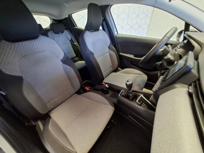 Renault Clio - Photo 32