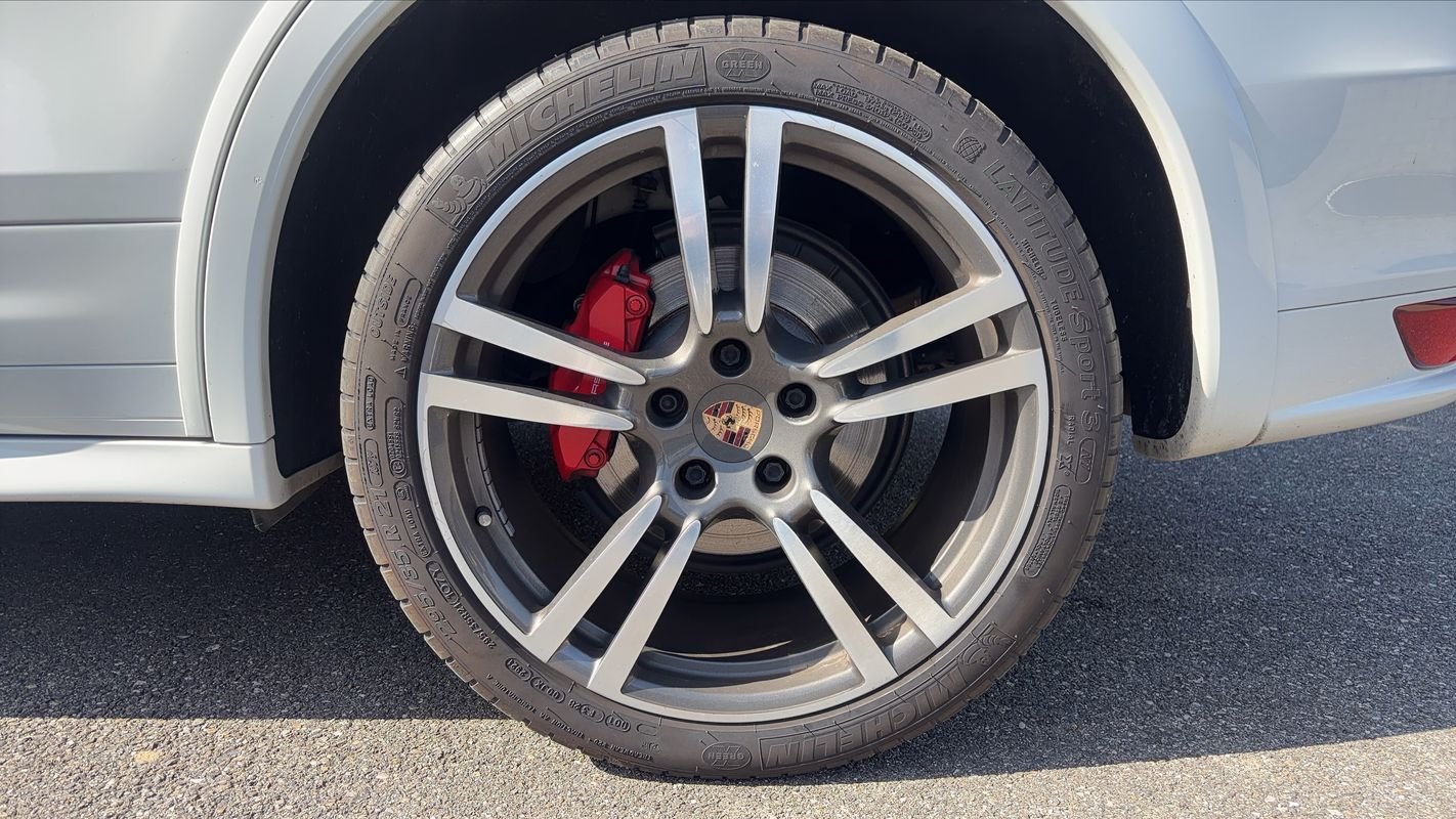 Porsche Cayenne - Photo 19
