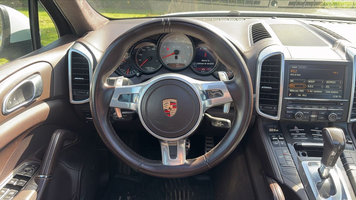 Porsche Cayenne - Photo 24
