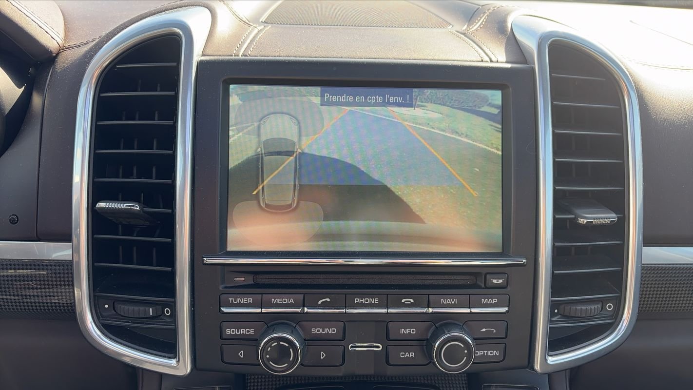 Porsche Cayenne - Photo 26