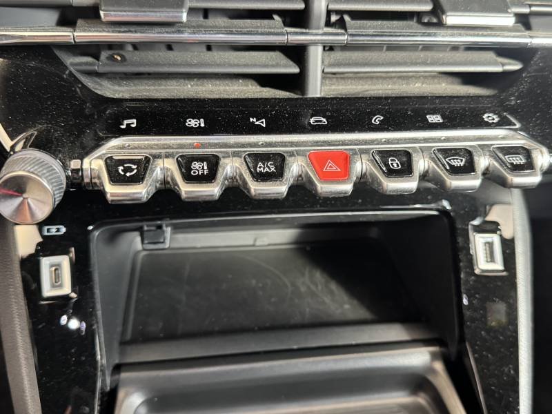 Peugeot 2008 - Photo 31