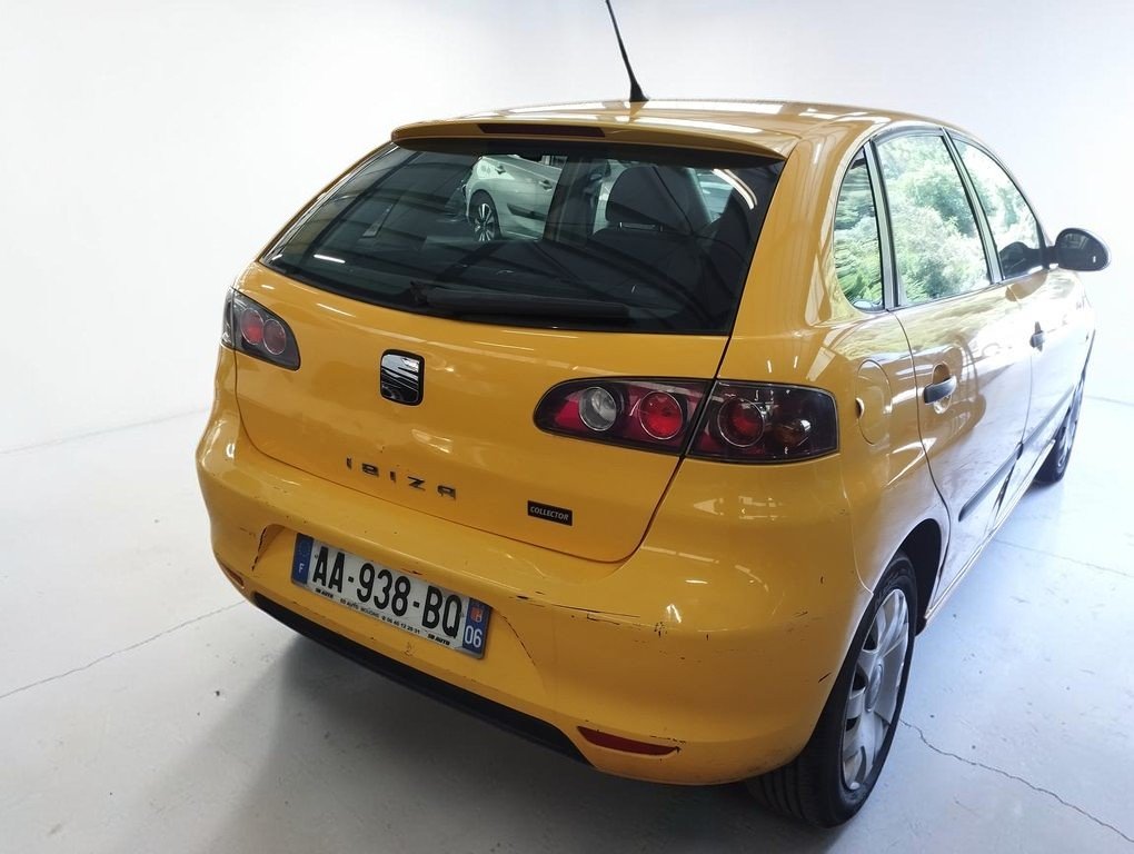 Seat Ibiza - Photo 2