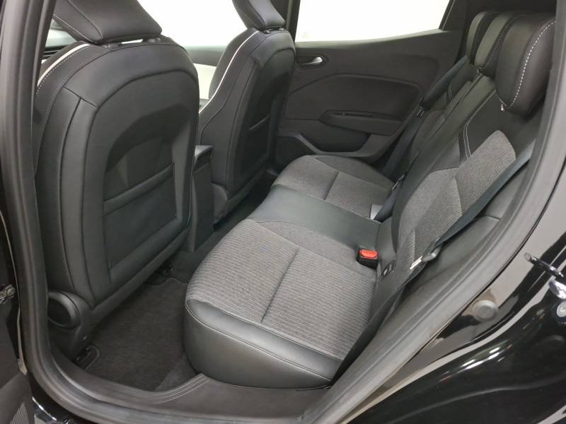 Renault Clio - Photo 25