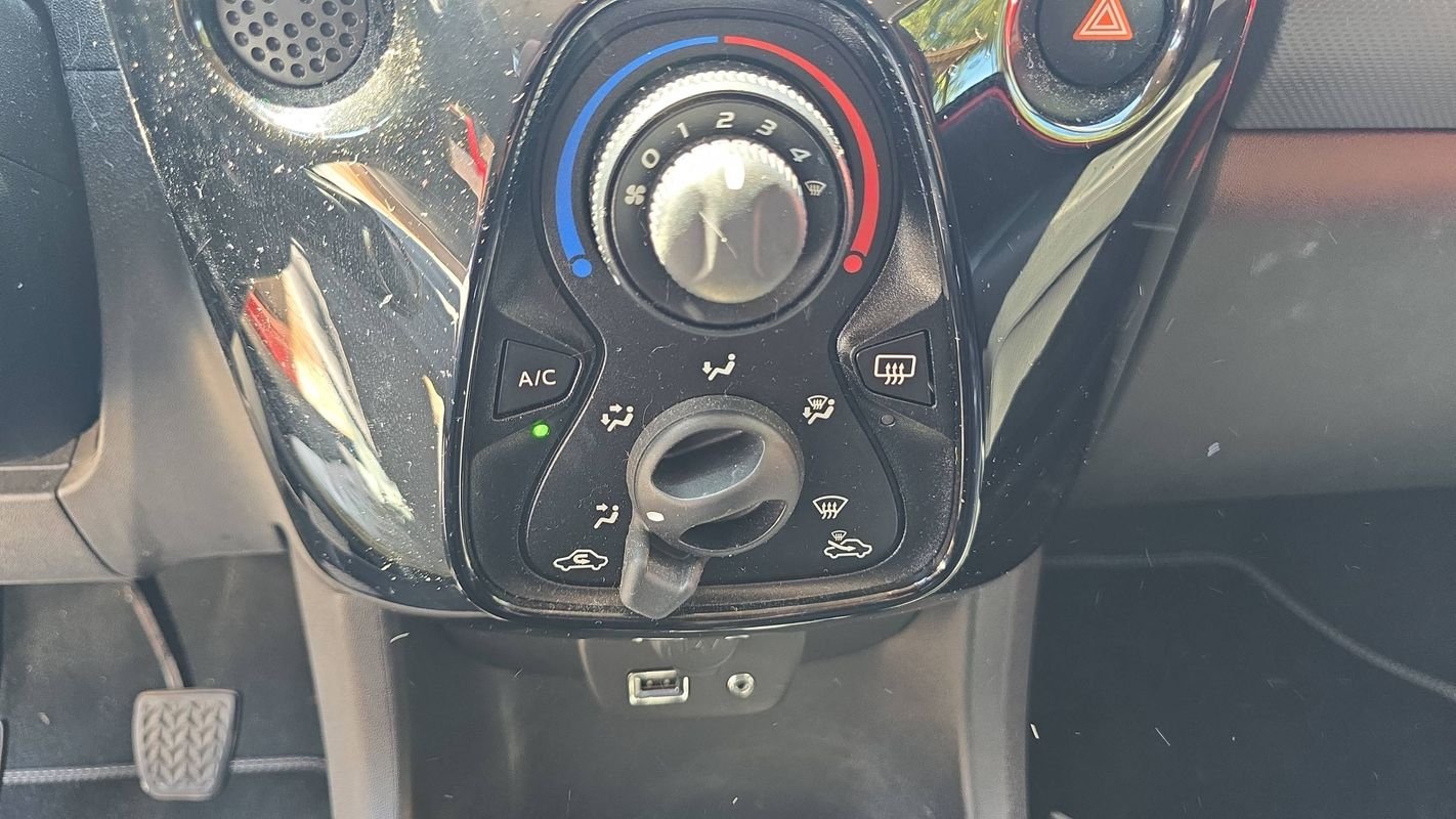 Peugeot 108 - Photo 24