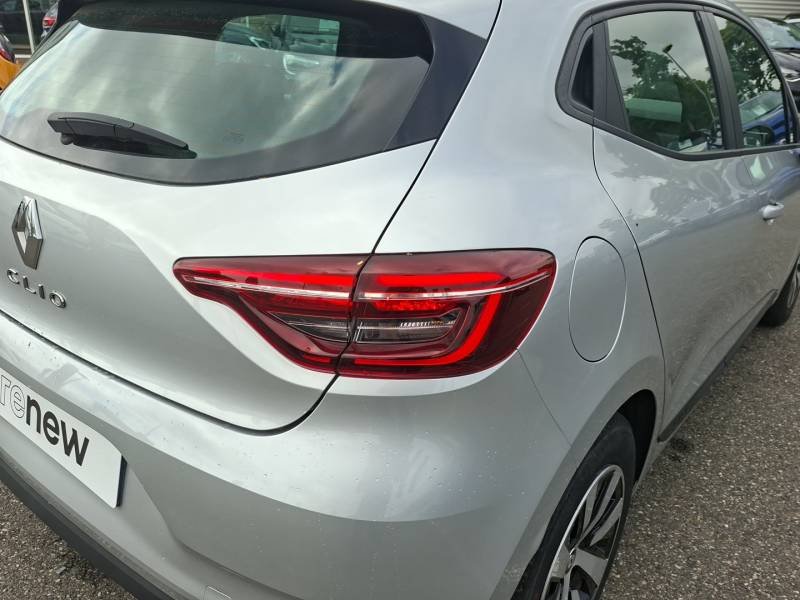 Renault Clio - Photo 17