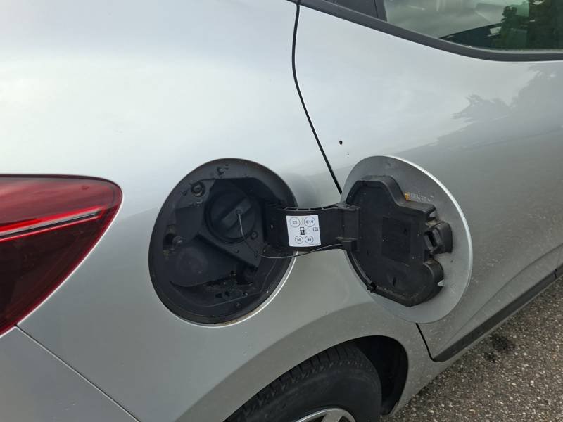 Renault Clio - Photo 18