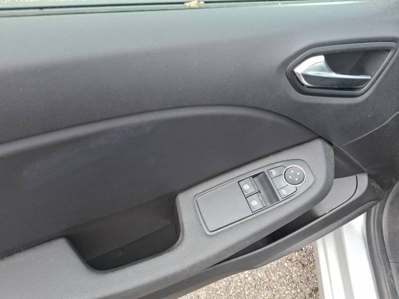Renault Clio - Photo 23