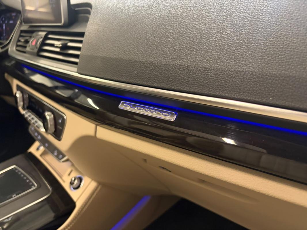Audi Q5 - Photo 19