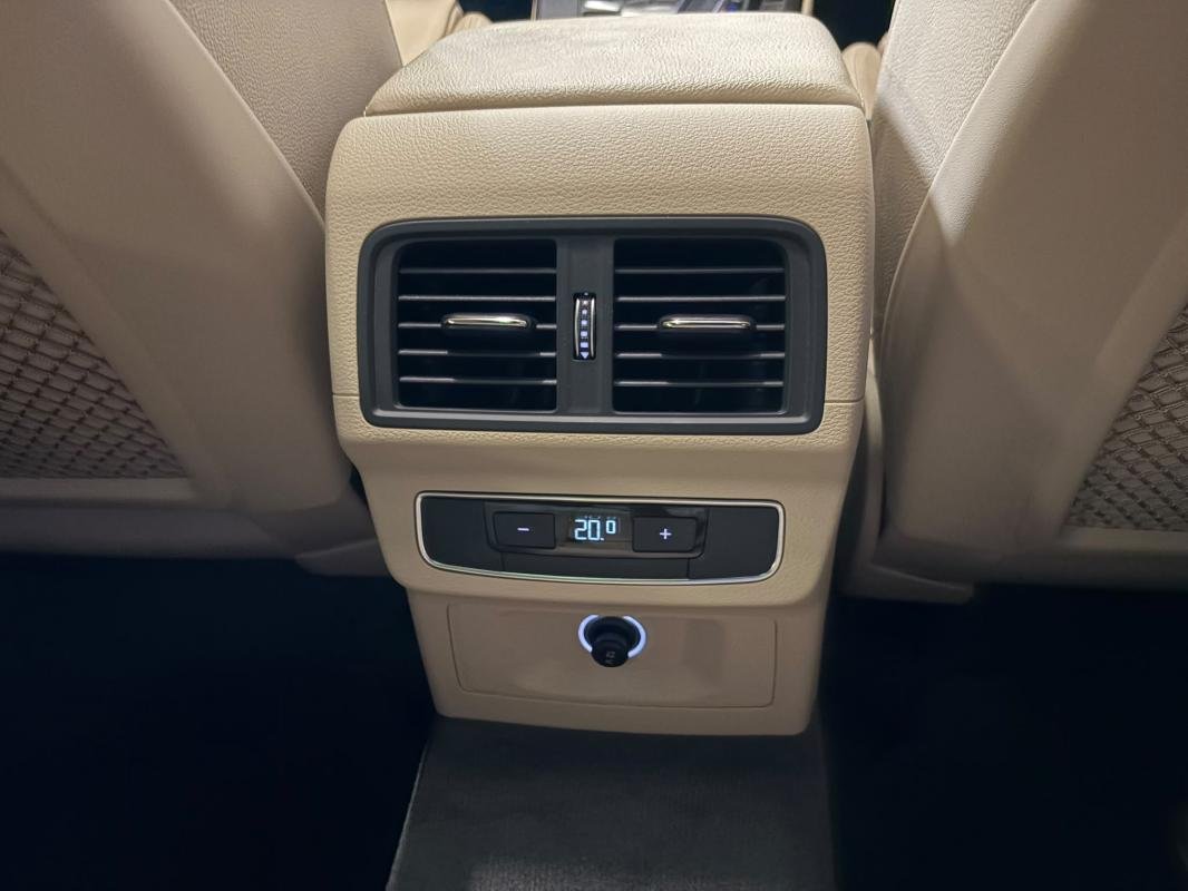 Audi Q5 - Photo 22