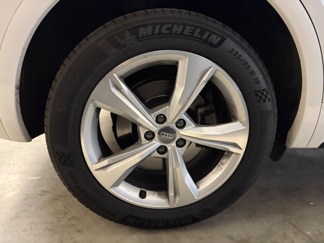 Audi Q5 - Photo 28