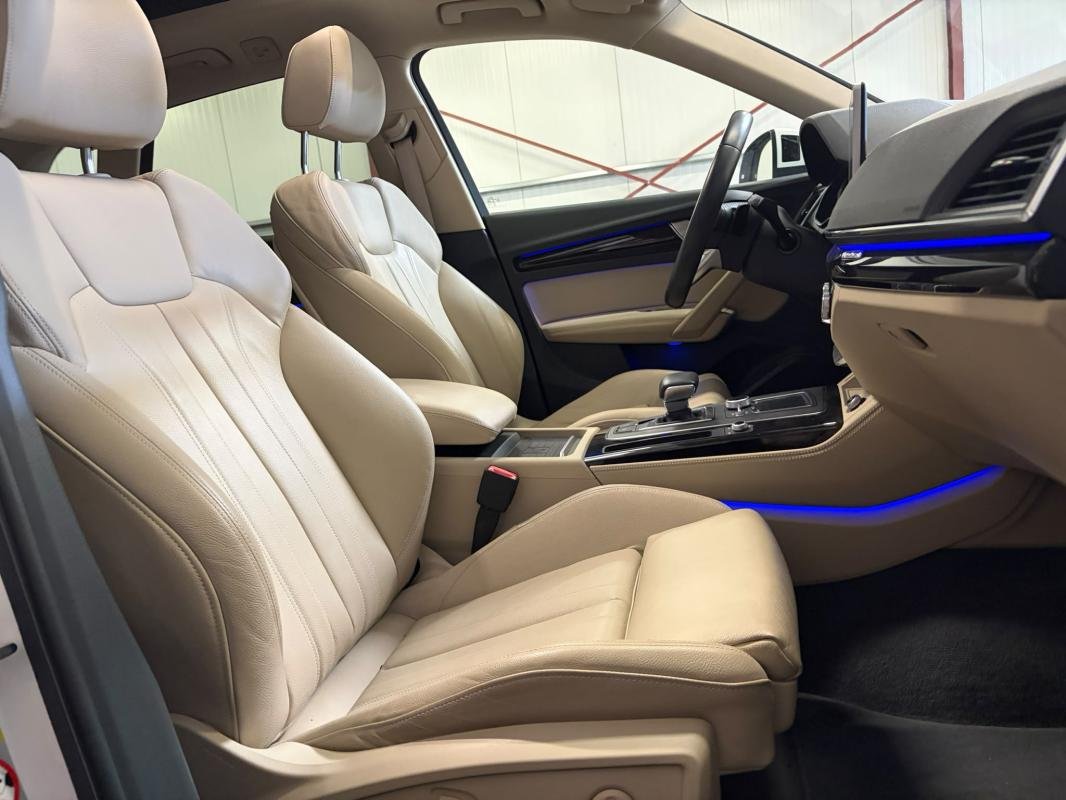 Audi Q5 - Photo 10