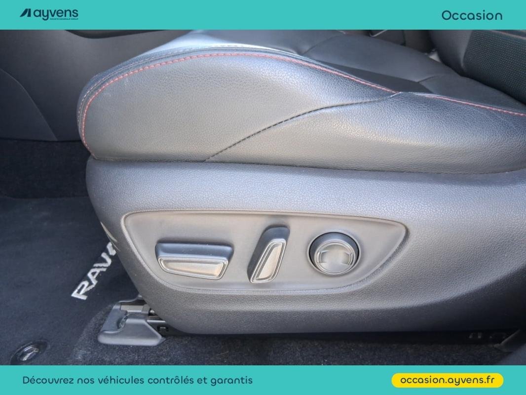 Toyota RAV4 - Photo 17
