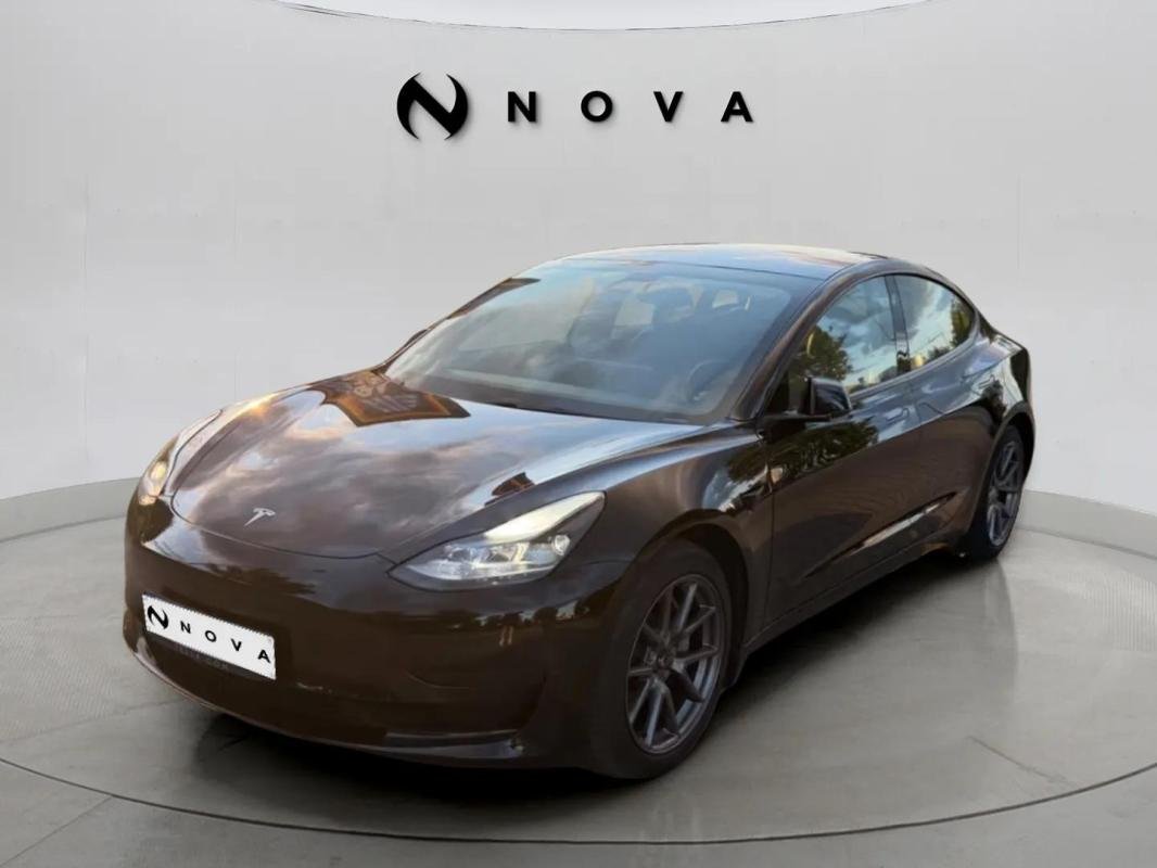 Tesla Model 3 - Photo 1