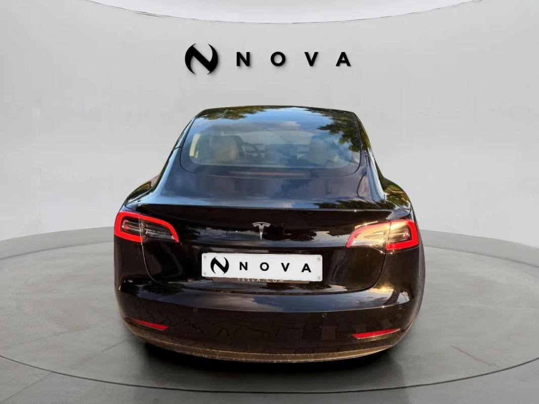 Tesla Model 3 - Photo 3