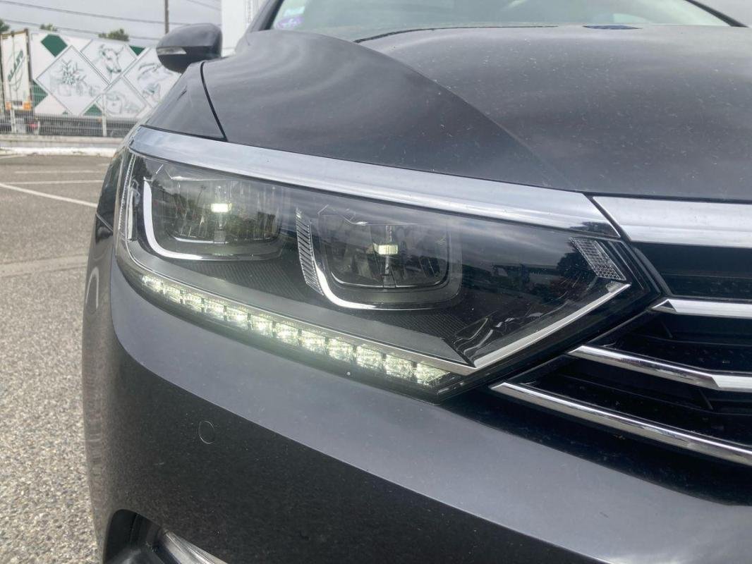 Volkswagen Passat SW - Photo 25