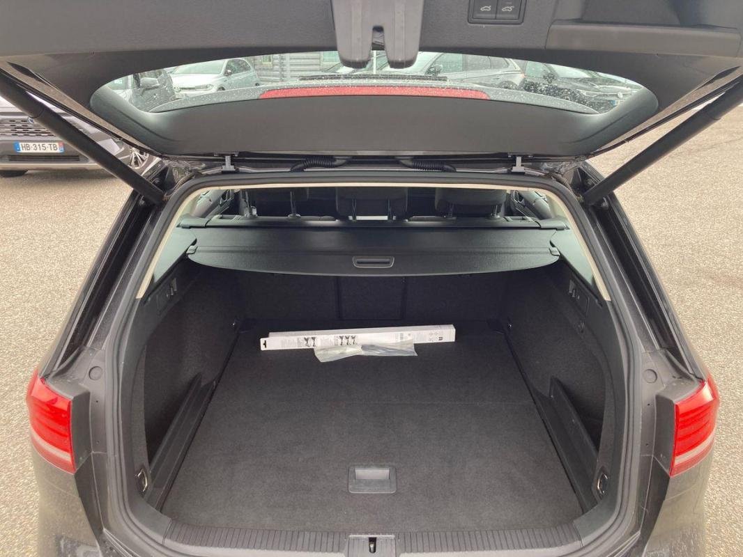 Volkswagen Passat SW - Photo 31