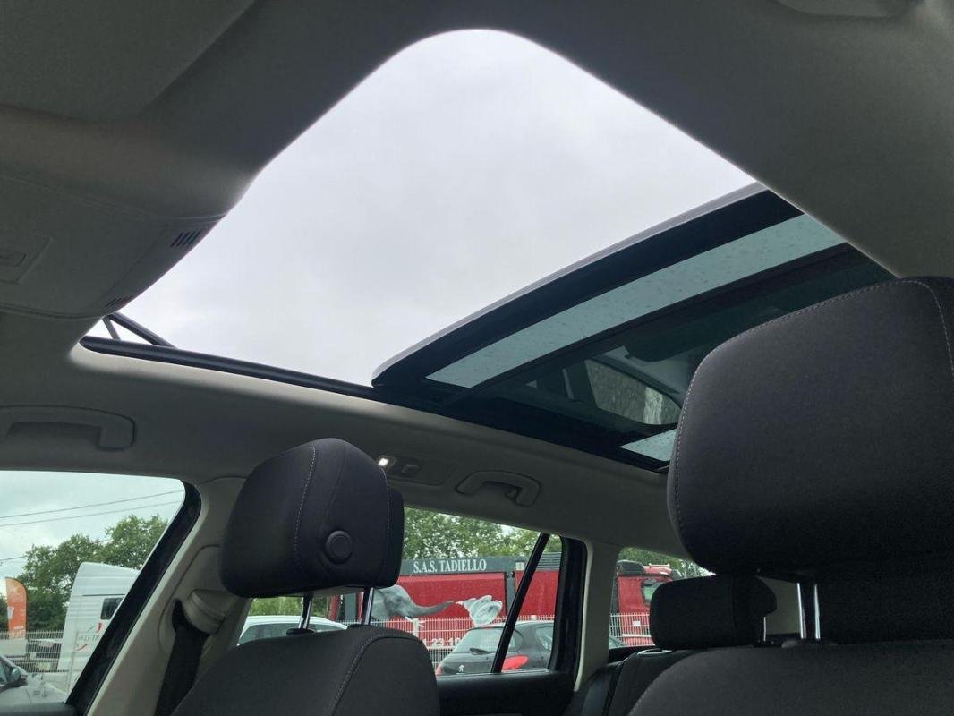 Volkswagen Passat SW - Photo 36