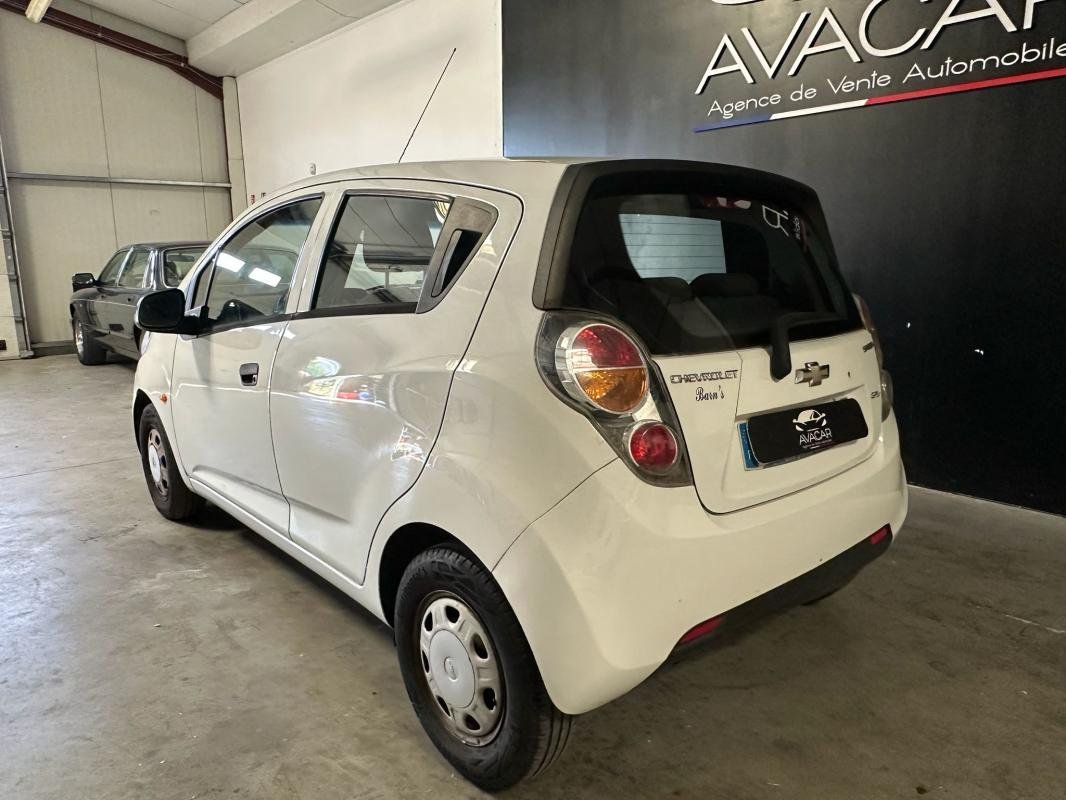Chevrolet Spark - Photo 3