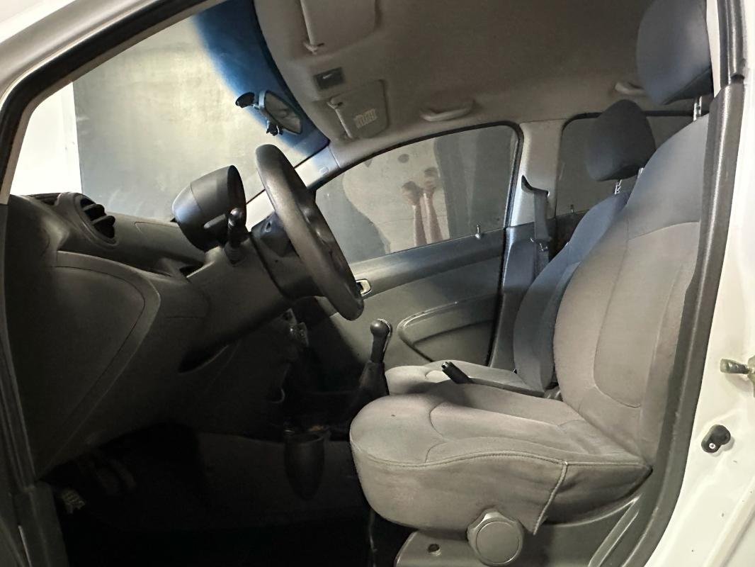 Chevrolet Spark - Photo 8