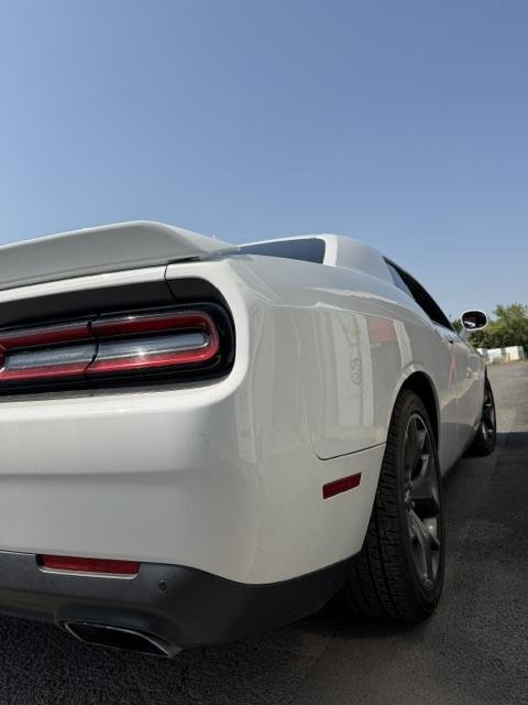 Dodge Challenger - Photo 10