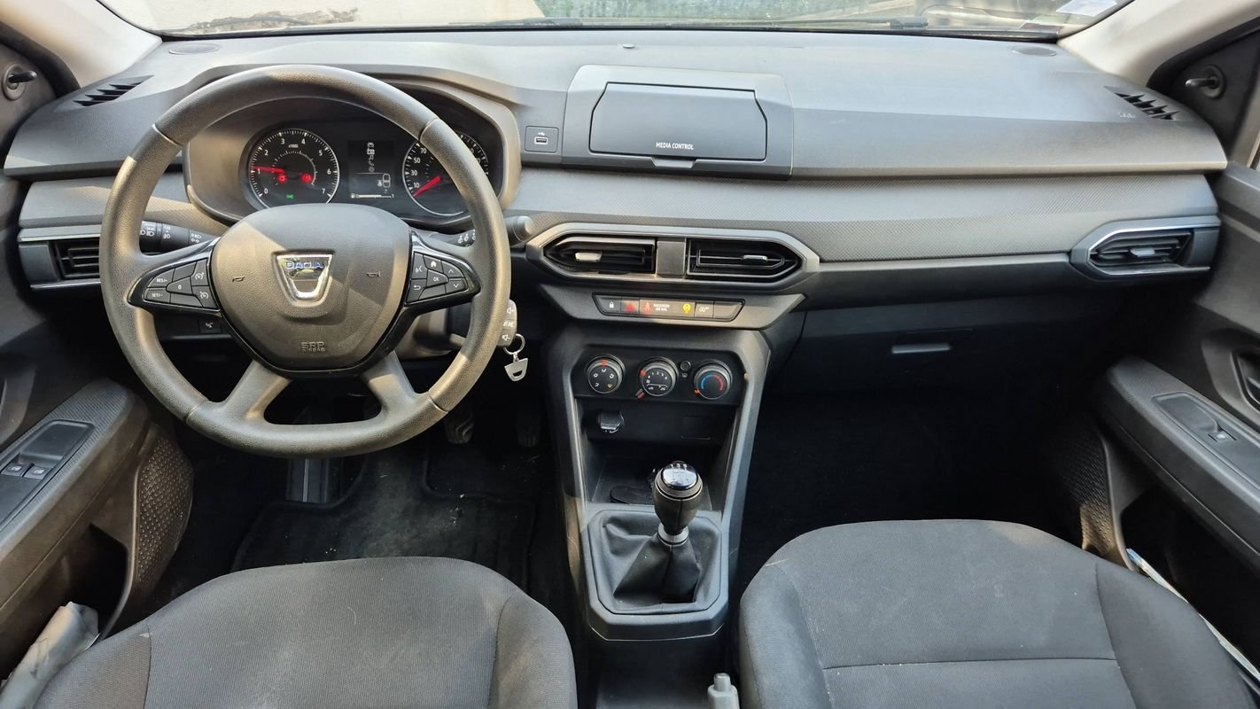 Dacia Sandero - Photo 11
