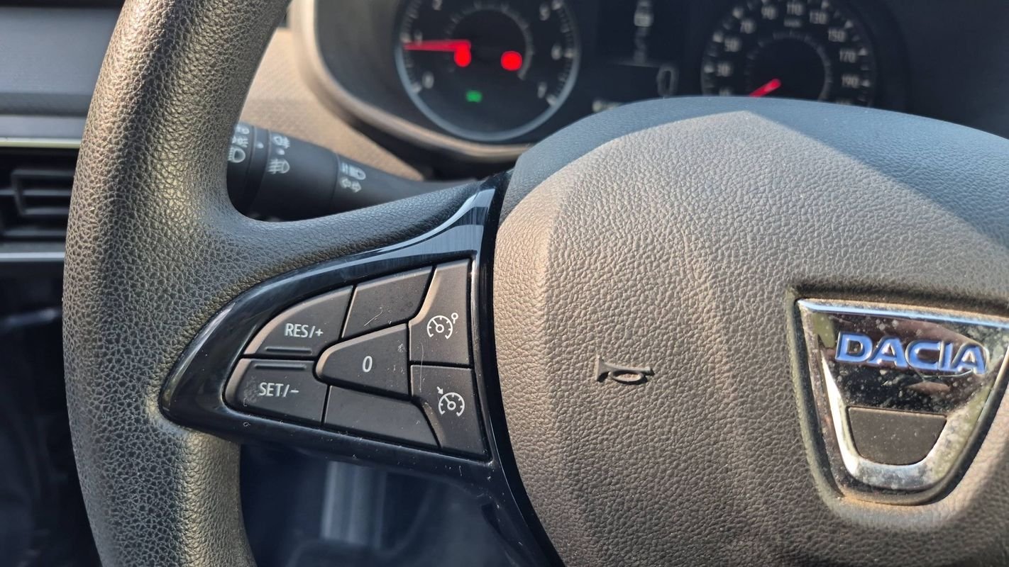 Dacia Sandero - Photo 28