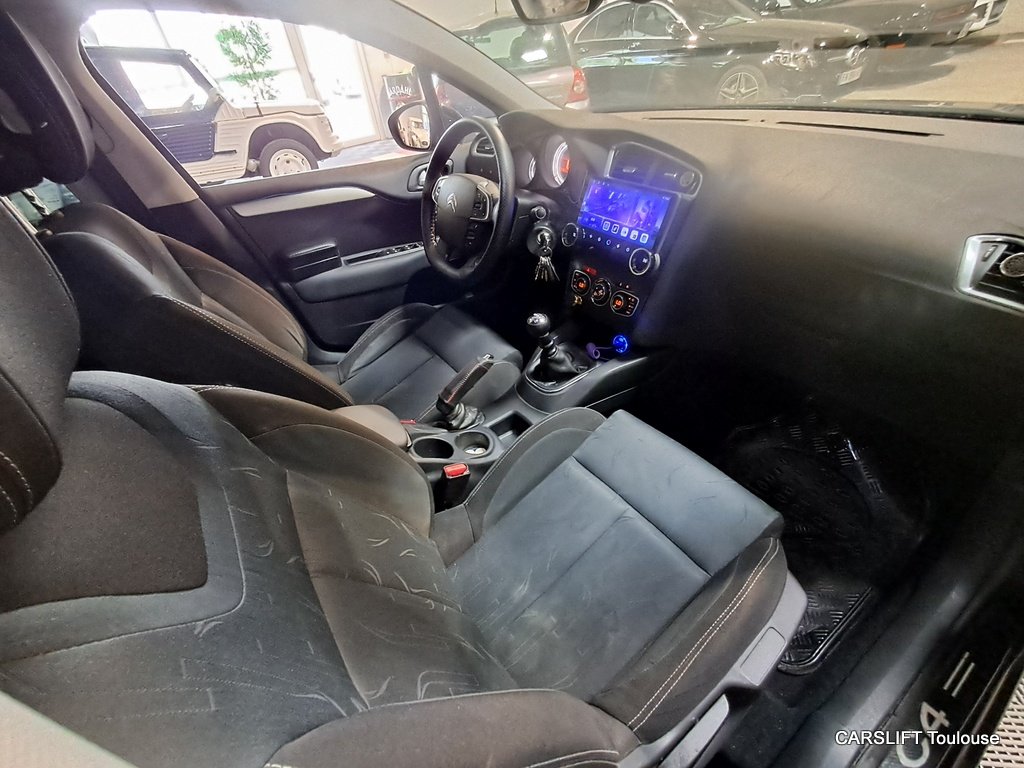 Citroën C4 - Photo 9