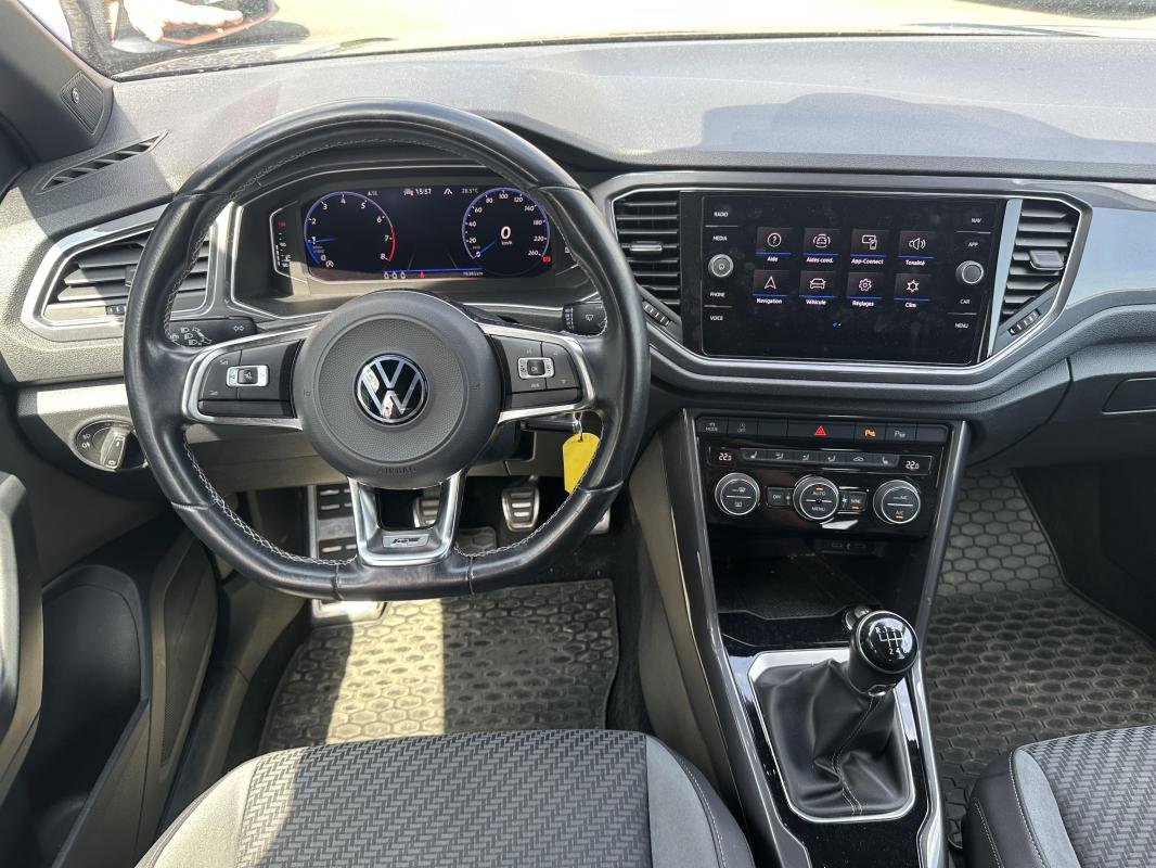 Volkswagen T-Roc - Photo 11