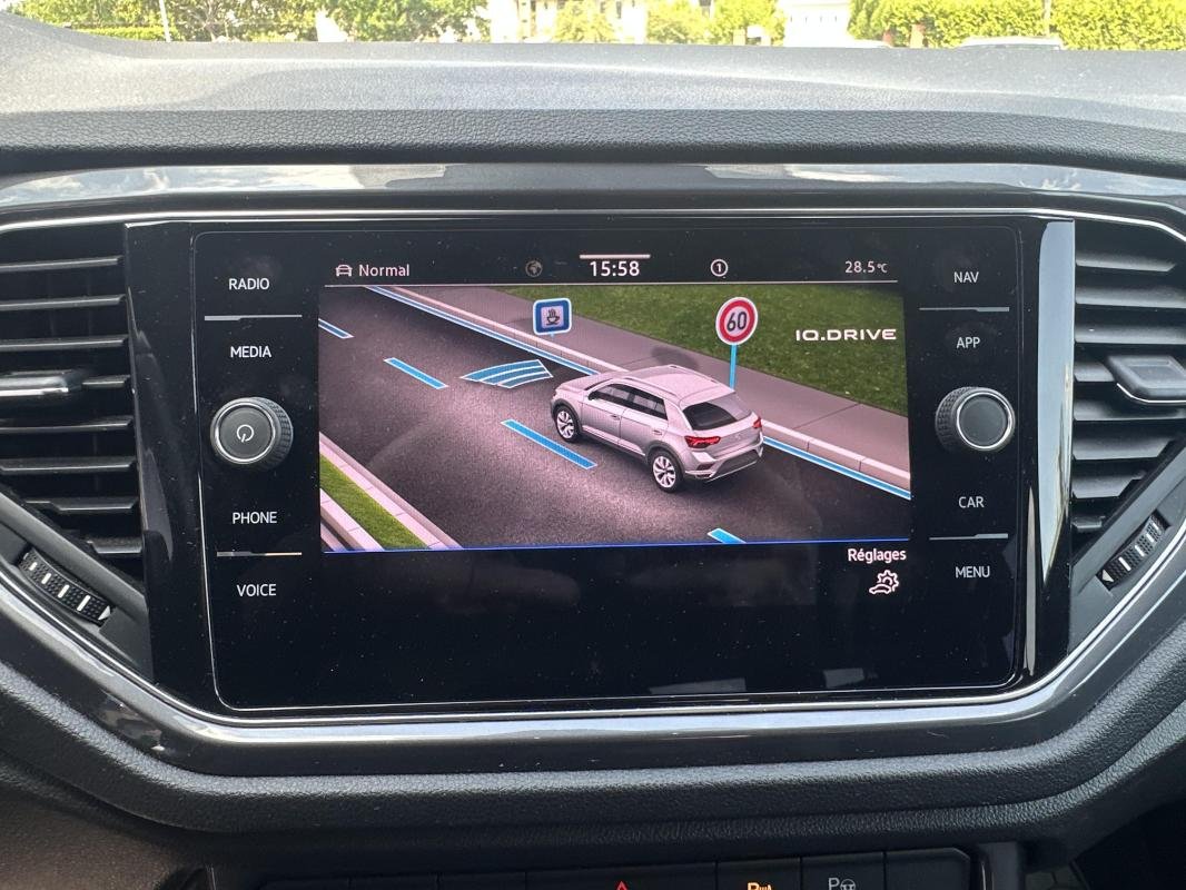 Volkswagen T-Roc - Photo 14