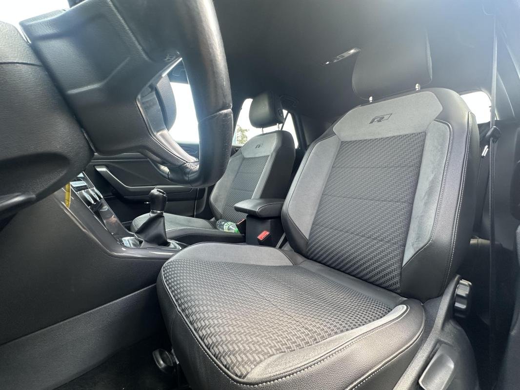 Volkswagen T-Roc - Photo 17
