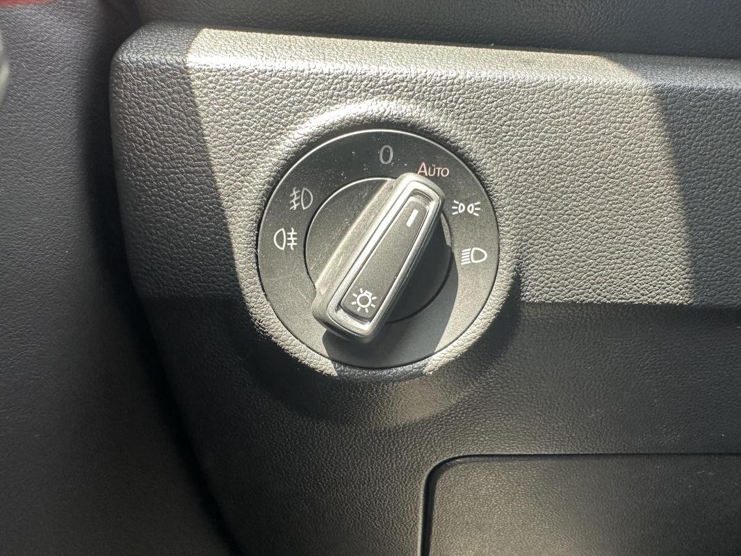 Volkswagen T-Roc - Photo 10