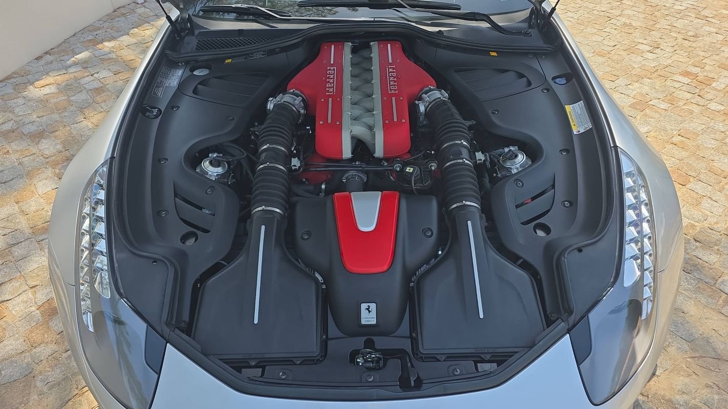 Ferrari FF - Photo 15