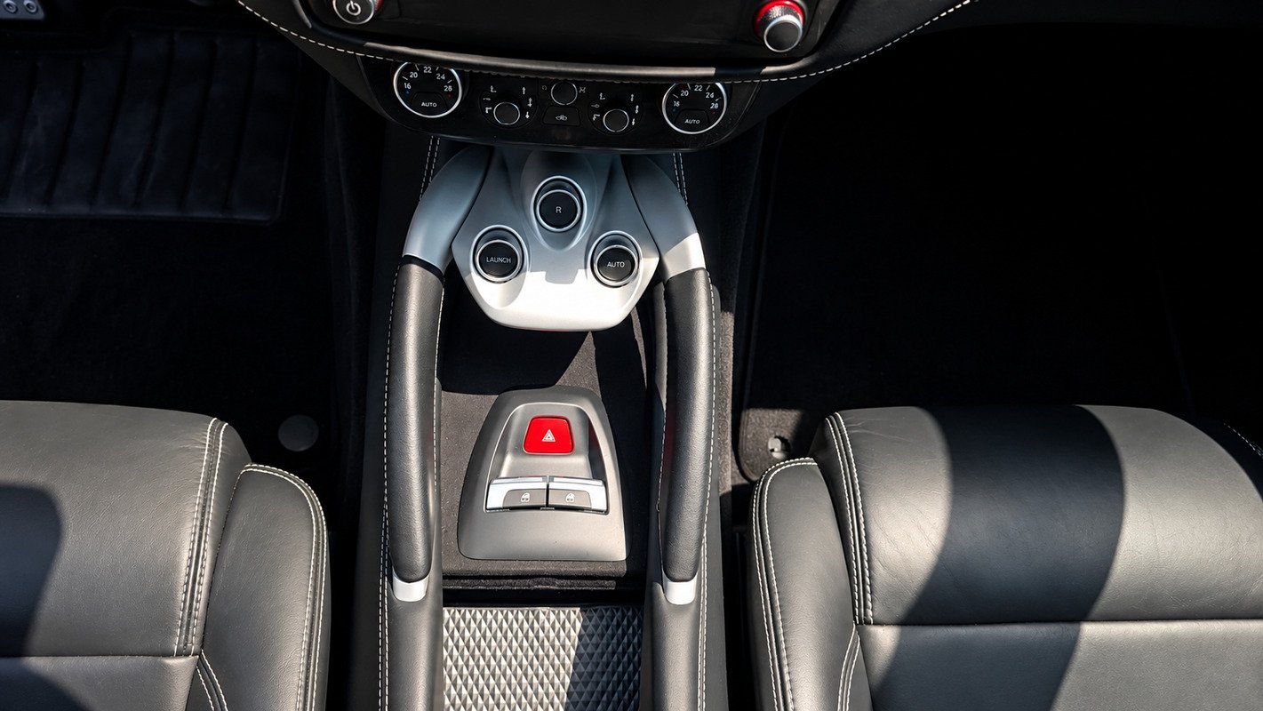 Ferrari FF - Photo 22