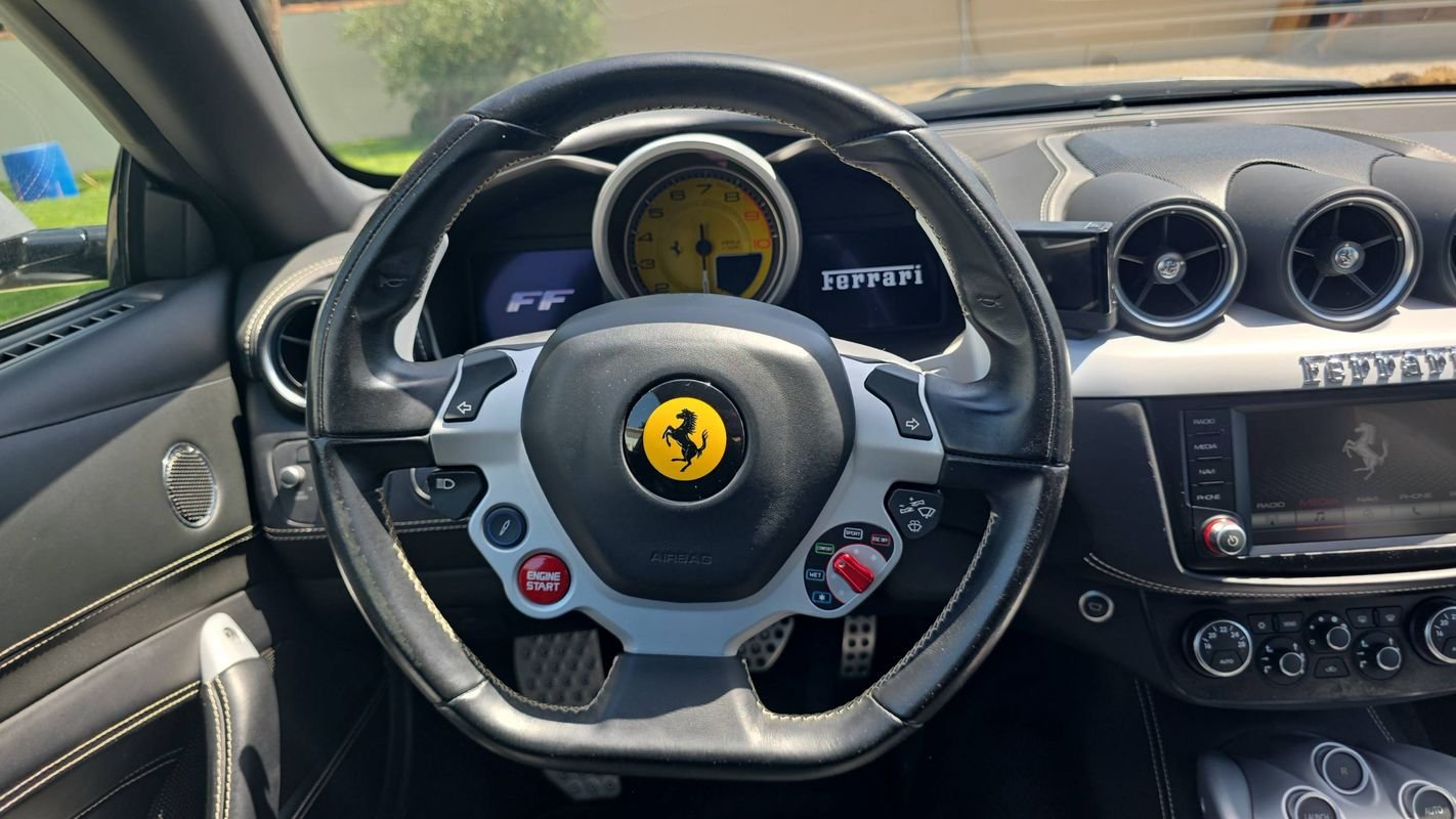 Ferrari FF - Photo 23