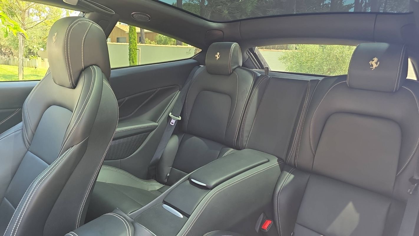 Ferrari FF - Photo 9