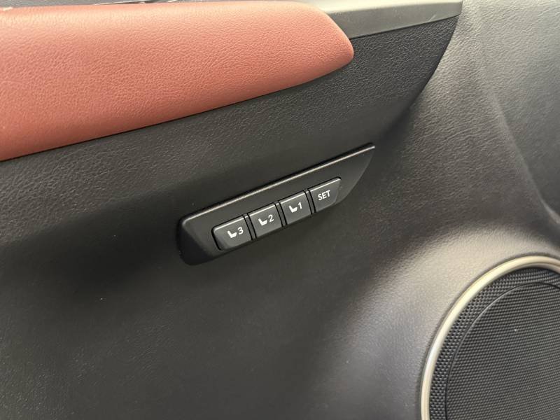 Lexus NX - Photo 16