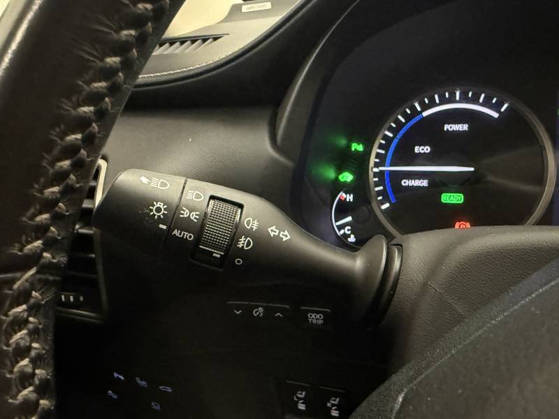 Lexus NX - Photo 23