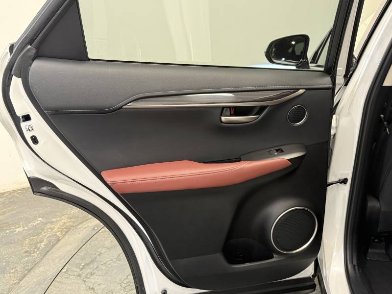 Lexus NX - Photo 38