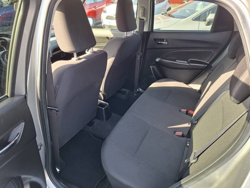 Suzuki Swift - Photo 11
