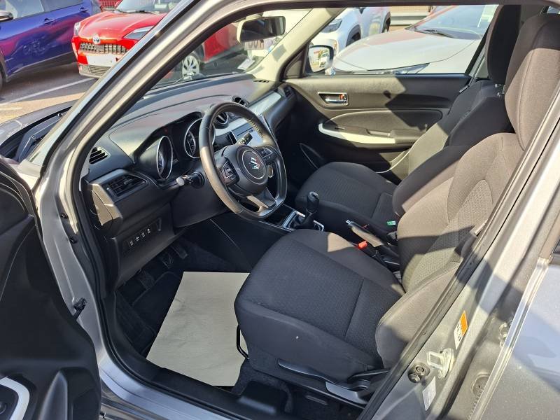 Suzuki Swift - Photo 9