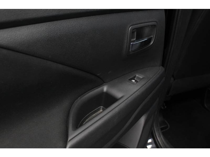 Mitsubishi Outlander - Photo 14