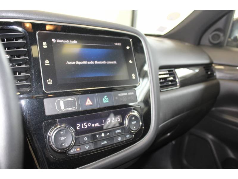 Mitsubishi Outlander - Photo 21